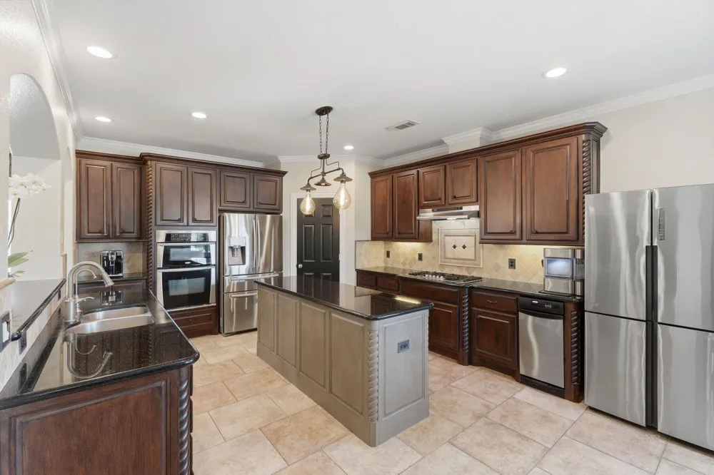 18807 Serene Water Court Montgomery, TX 77356