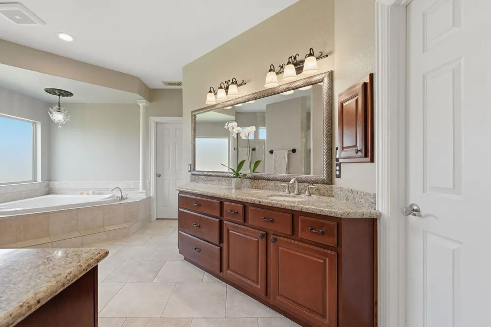 18807 Serene Water Court Montgomery, TX 77356