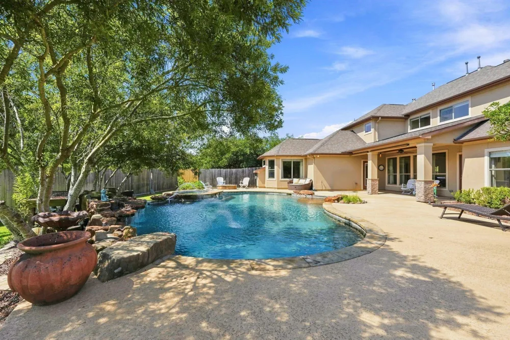 18807 Serene Water Court Montgomery, TX 77356
