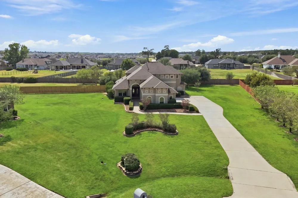18807 Serene Water Court Montgomery, TX 77356