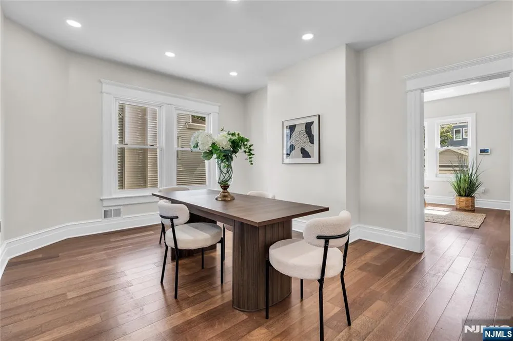 398 Hillside Avenue Orange, NJ 07050