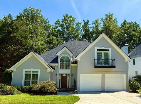 4512 Woodhaven NE