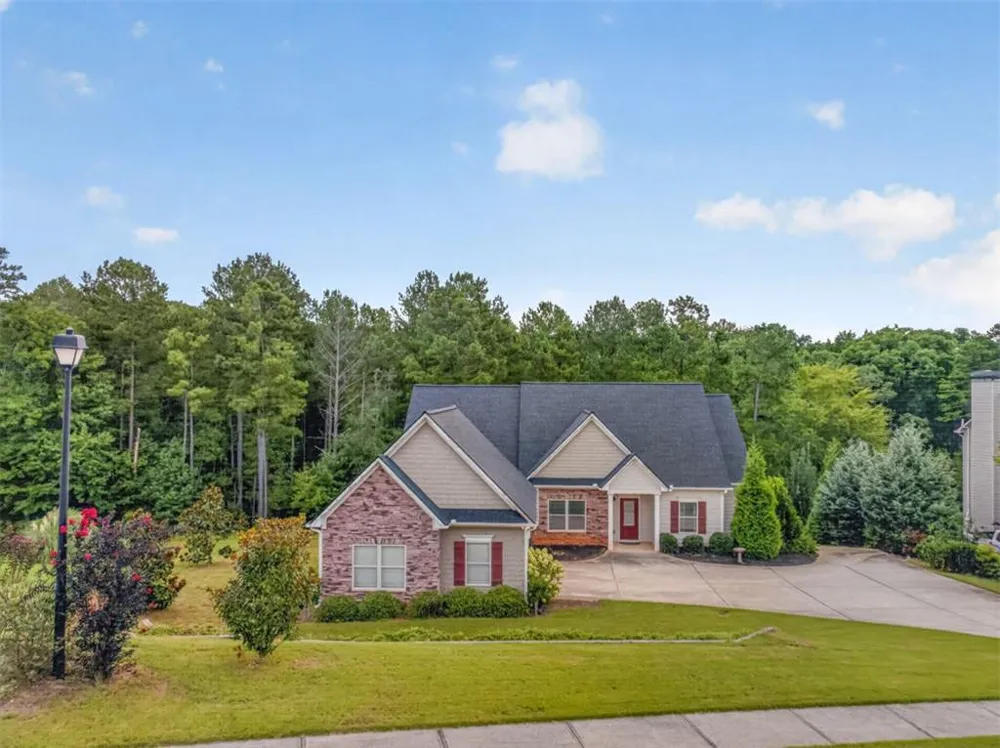 2854 Shadowstone Way Winder, GA 30680