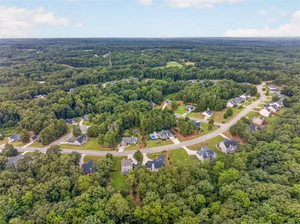 2854 Shadowstone Way Winder, GA 30680
