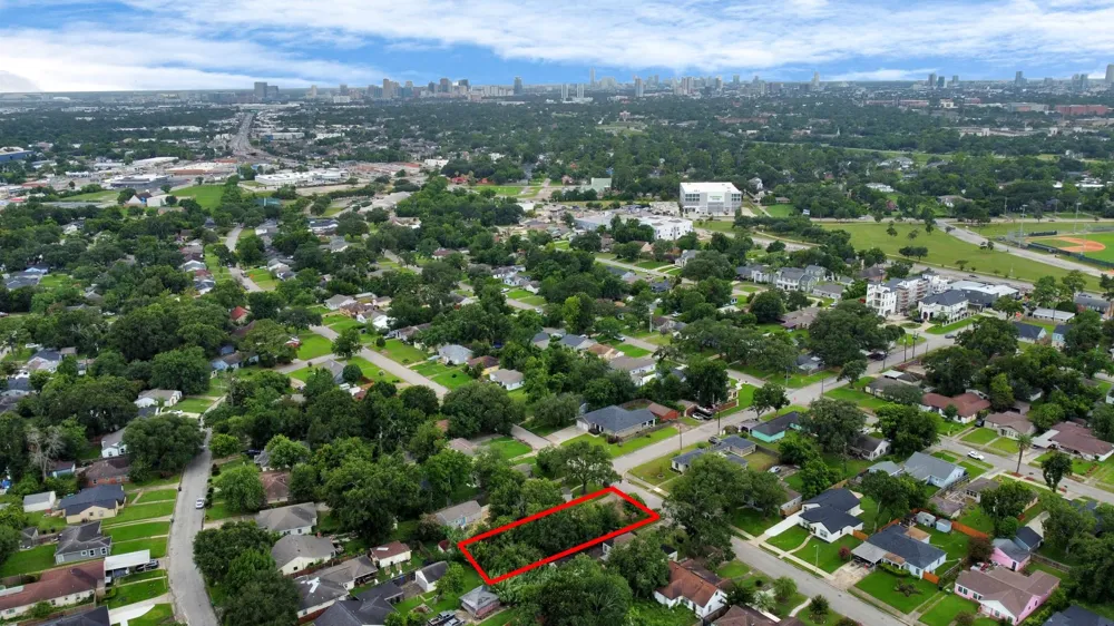4902 Marietta Lane Houston, TX 77021