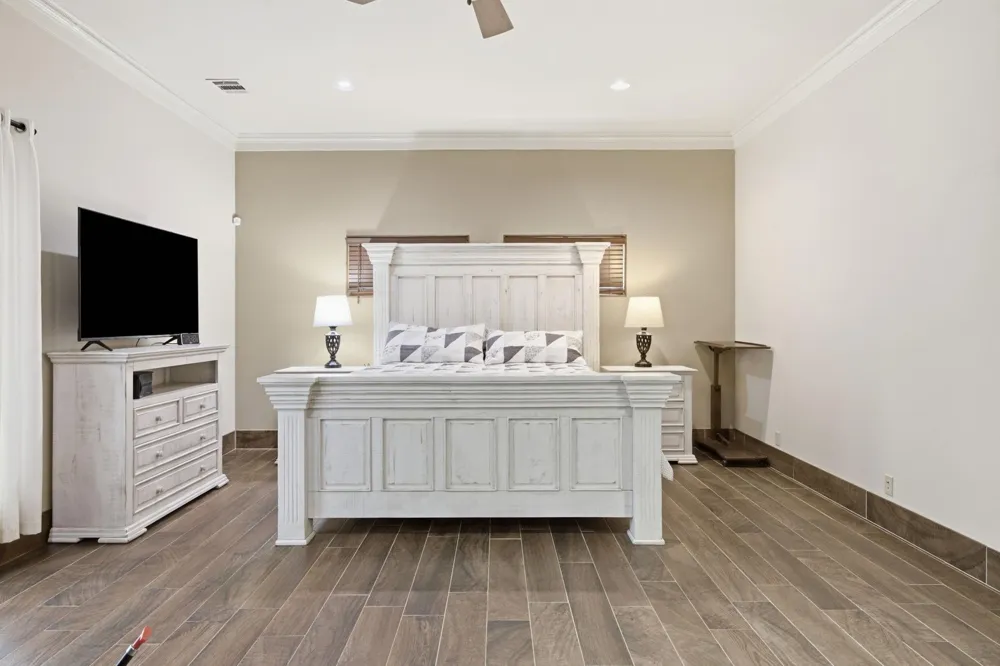 19412 Greenhill Drive Helotes, TX 78023