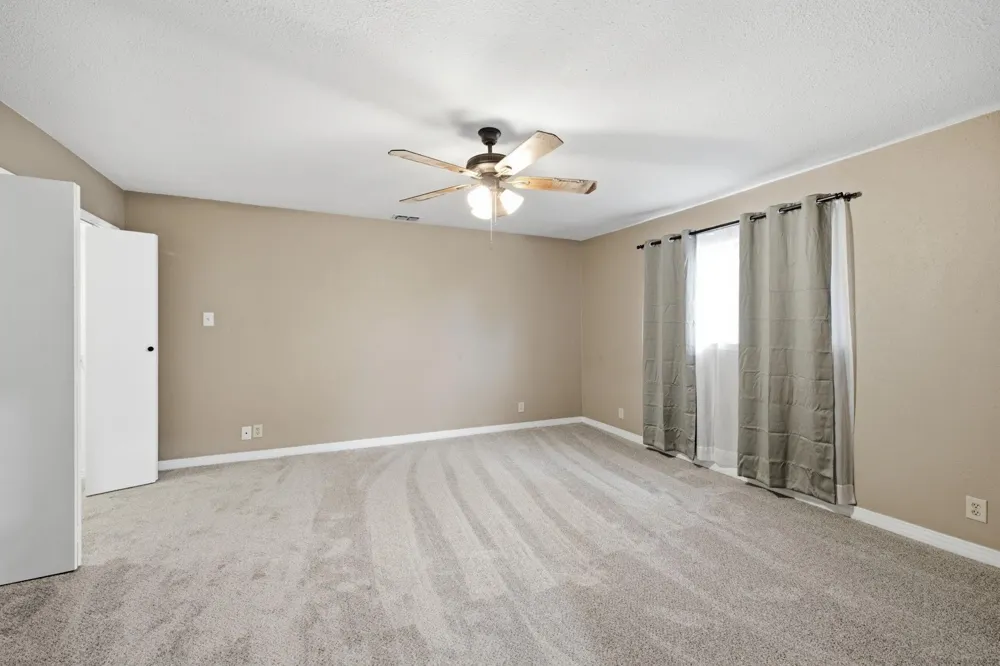 19412 Greenhill Drive Helotes, TX 78023