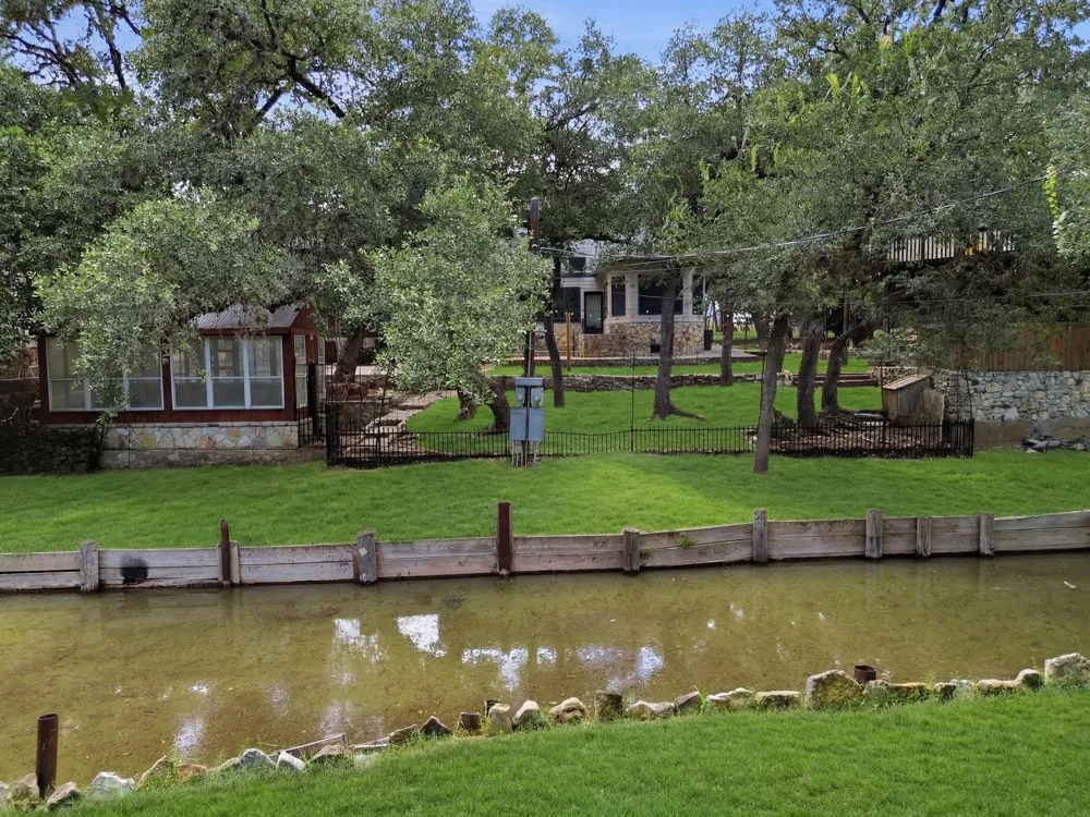 19412 Greenhill Drive Helotes, TX 78023