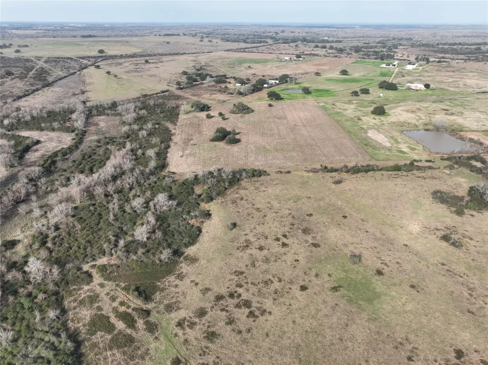 Schindler Road Alleyton, TX 78935