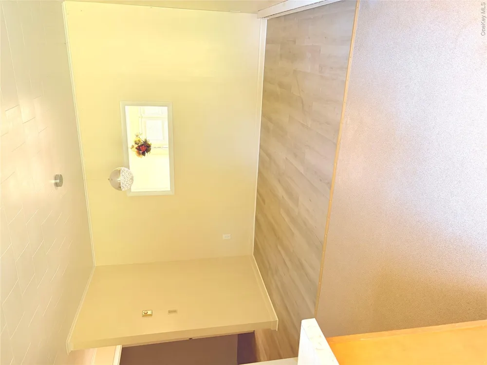 154 Washington Street #3 Athens, NY 12015