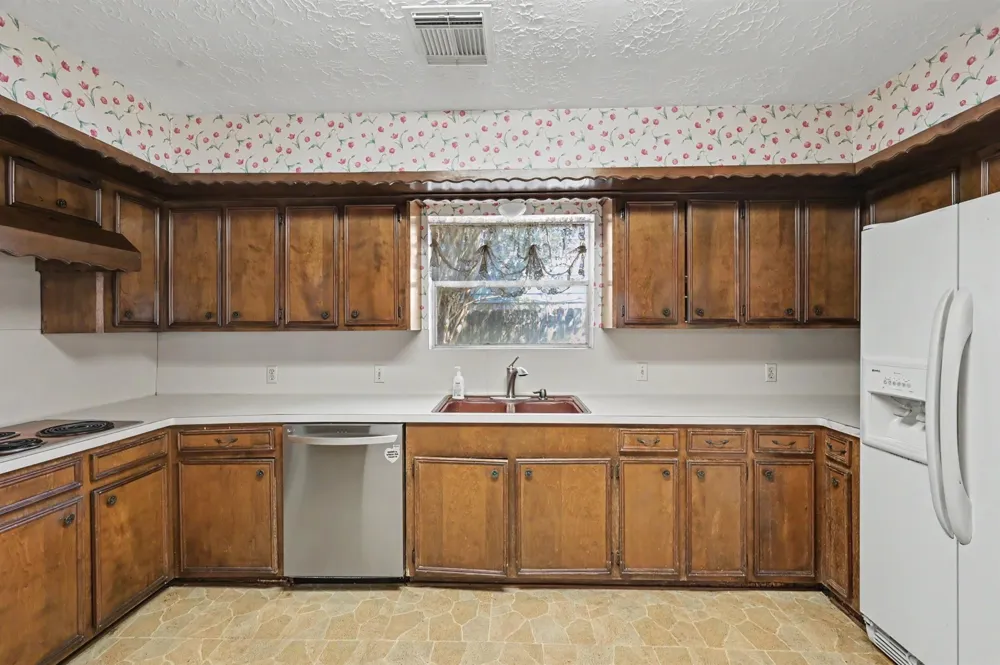 28902 Holly Hill Drive Shenandoah, TX 77381
