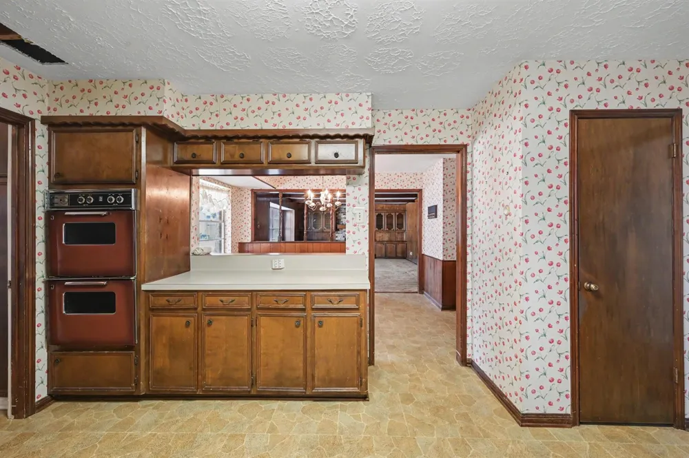 28902 Holly Hill Drive Shenandoah, TX 77381