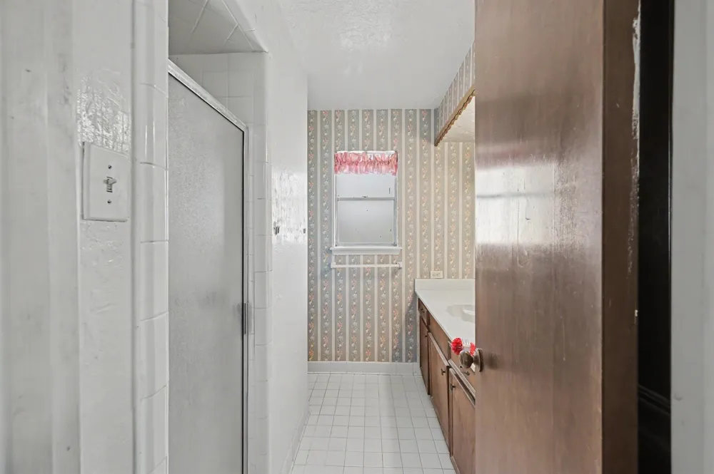 28902 Holly Hill Drive Shenandoah, TX 77381