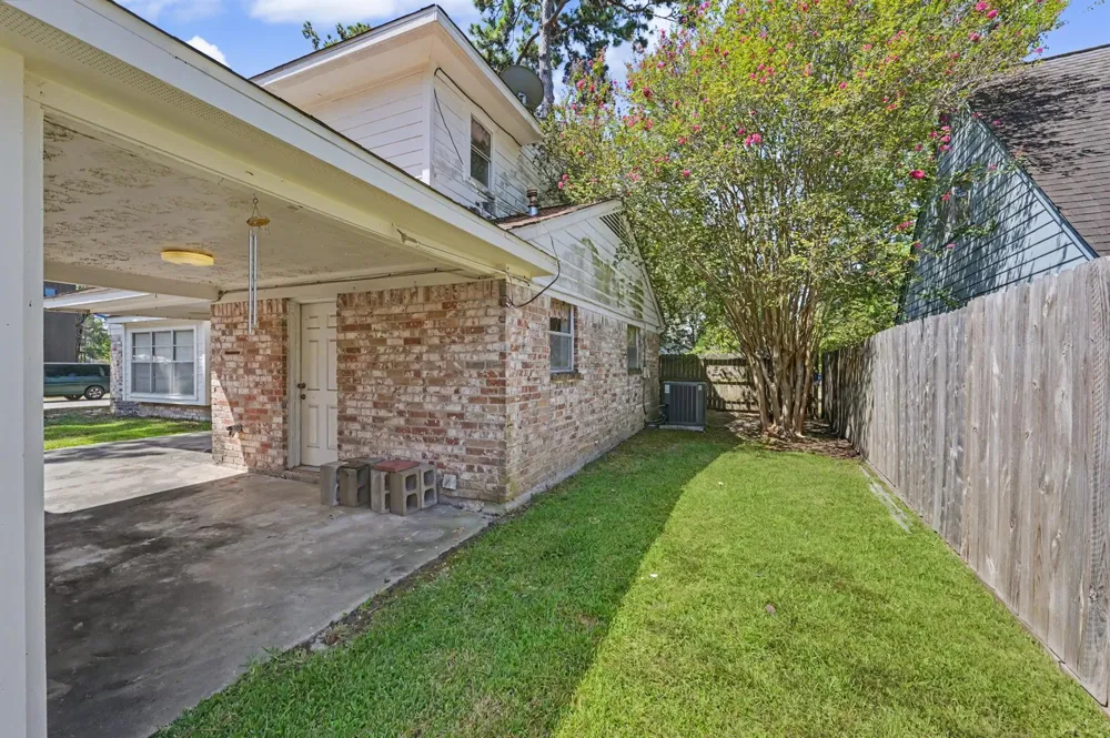 28902 Holly Hill Drive Shenandoah, TX 77381
