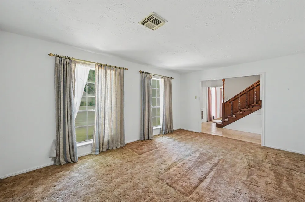 28902 Holly Hill Drive Shenandoah, TX 77381