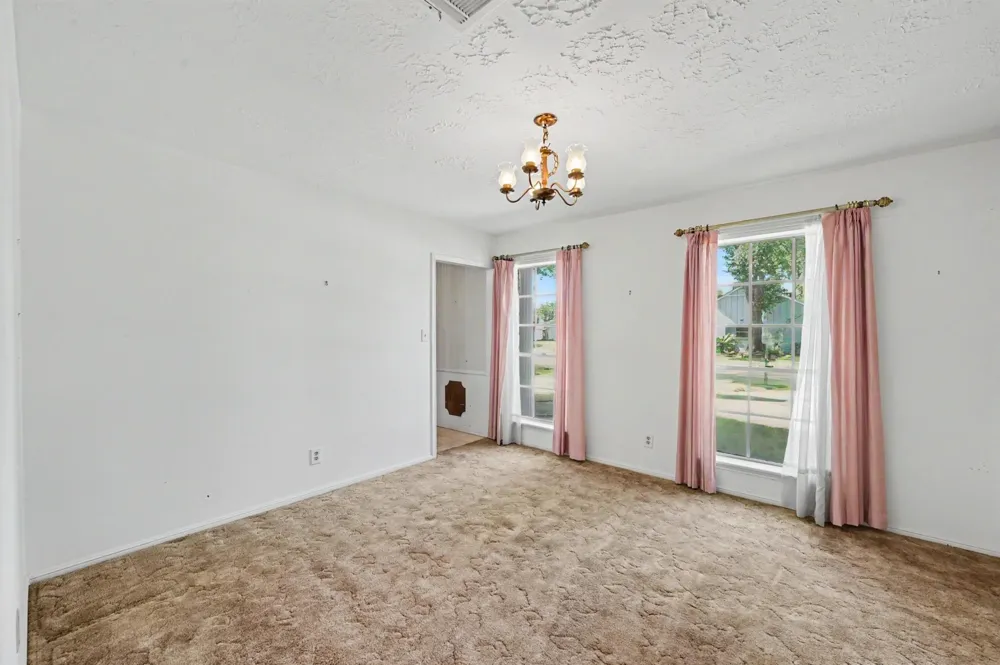28902 Holly Hill Drive Shenandoah, TX 77381