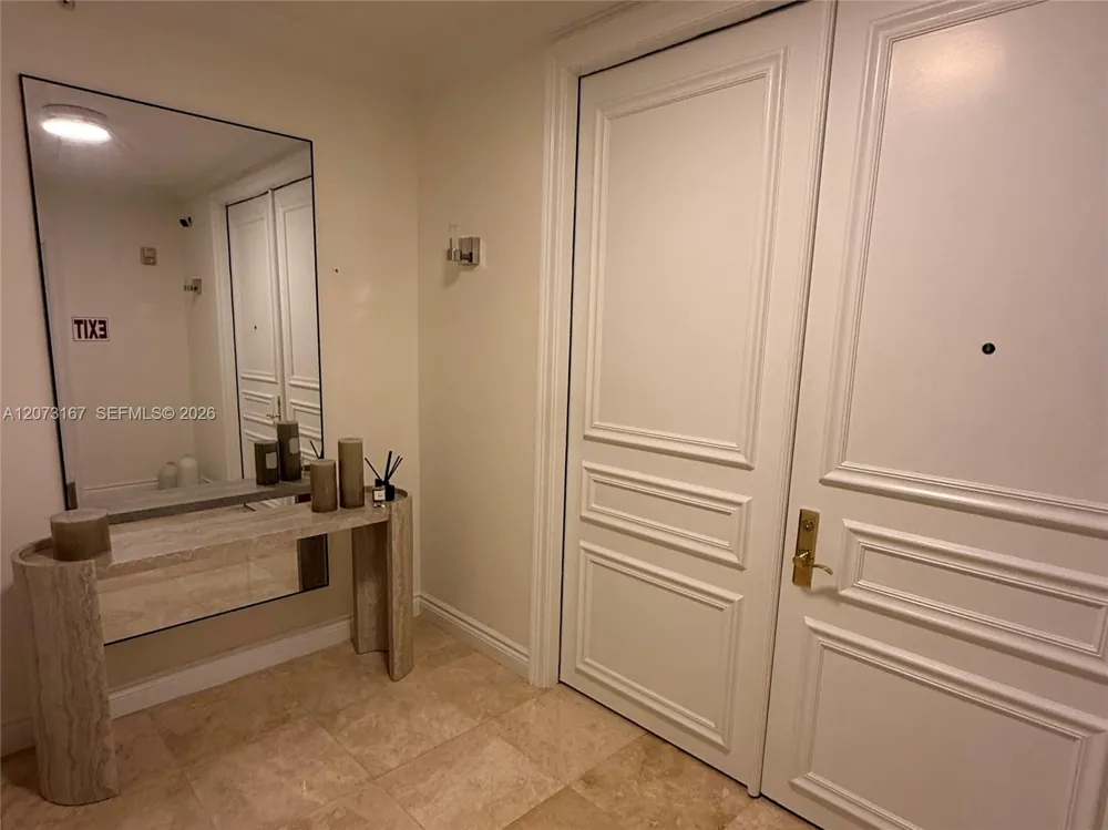 20201 E Country Club Dr #308 Aventura, FL 33180