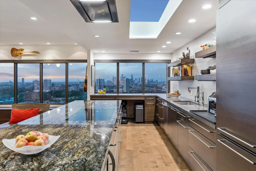 2001 Holcombe Boulevard #3201 Houston, TX 77030