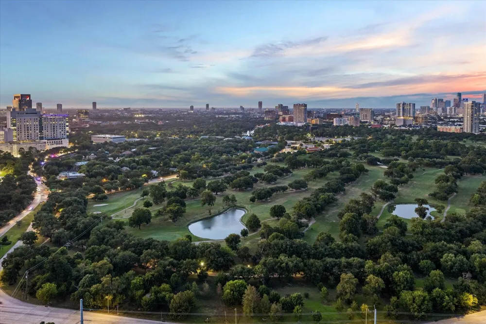 2001 Holcombe Boulevard #3201 Houston, TX 77030