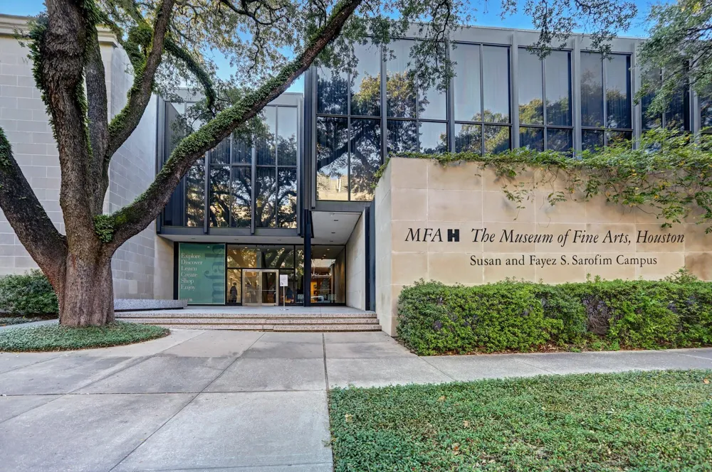 2001 Holcombe Boulevard #3201 Houston, TX 77030
