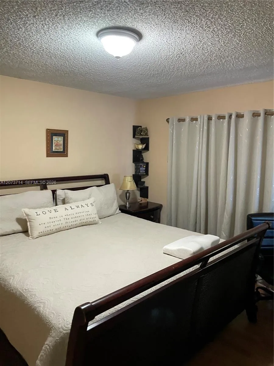 8500 SW 212th St #309 Cutler Bay, FL 33189