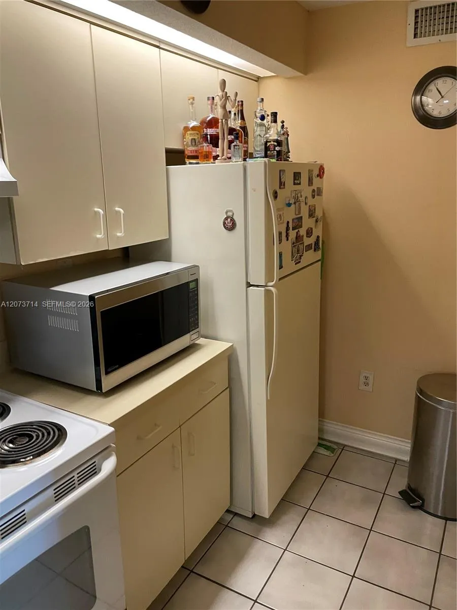 8500 SW 212th St #309 Cutler Bay, FL 33189