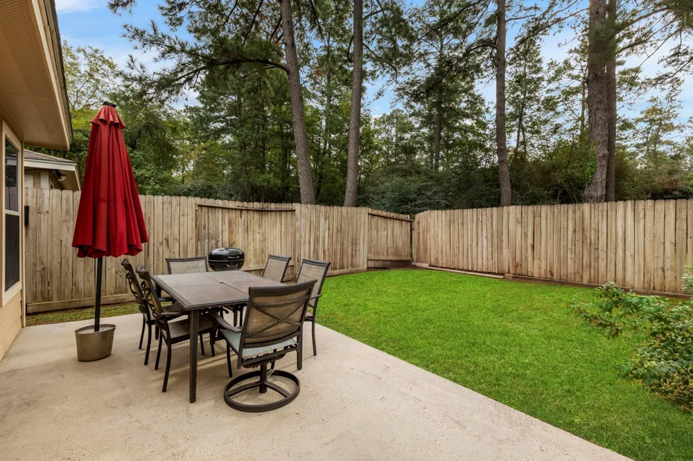 616 Foster Street Tomball, TX 77375