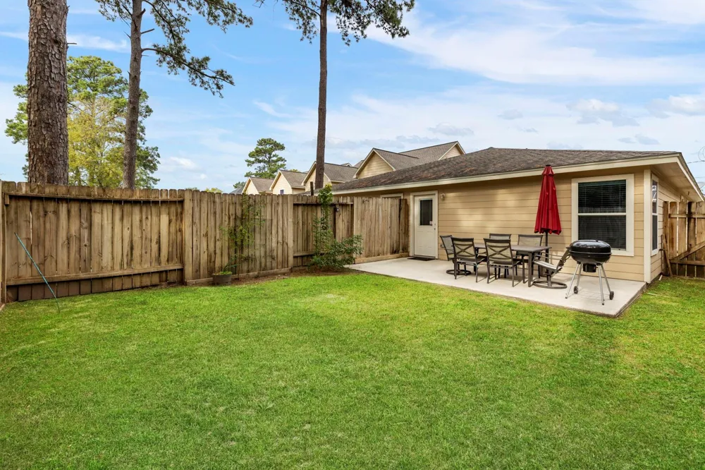 616 Foster Street Tomball, TX 77375