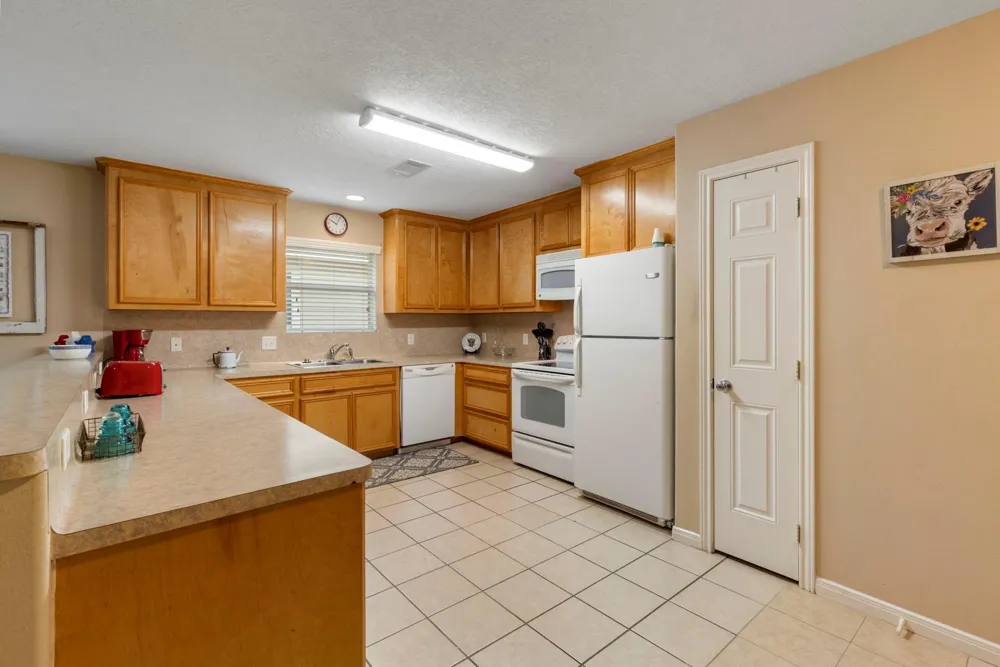 616 Foster Street Tomball, TX 77375