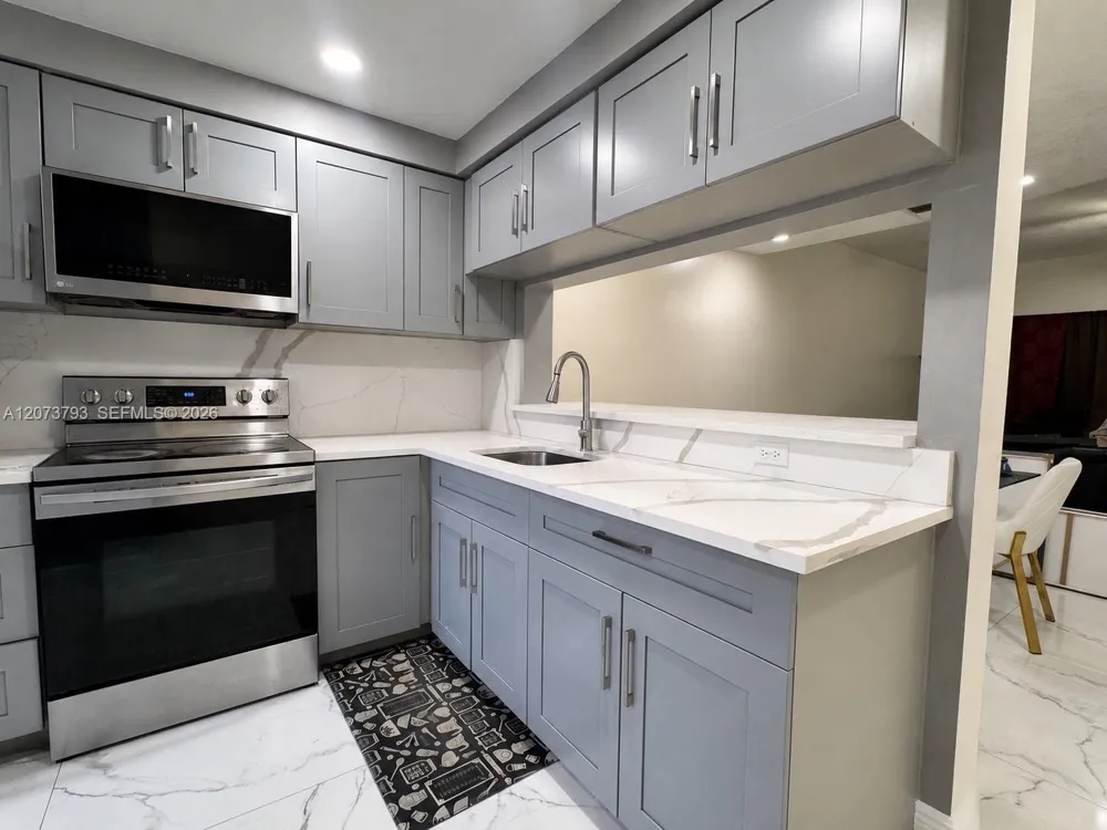 5512 Pageant Pl Margate, FL 33063