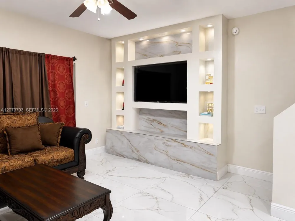5512 Pageant Pl Margate, FL 33063