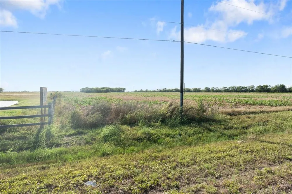 16020 Fm 1489 Road Wallis, TX 77485