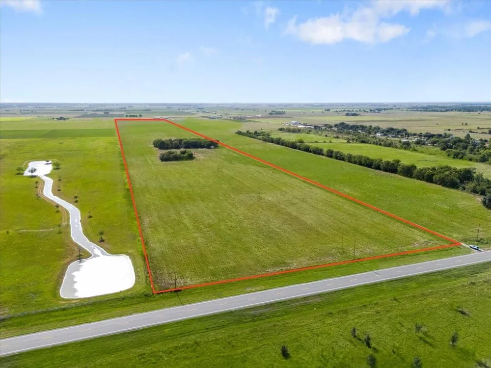 16020 Fm 1489 Road Wallis, TX 77485