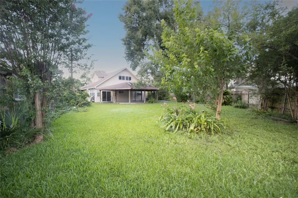 1107 Du Barry Lane Houston, TX 77018