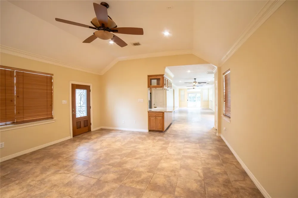 1107 Du Barry Lane Houston, TX 77018