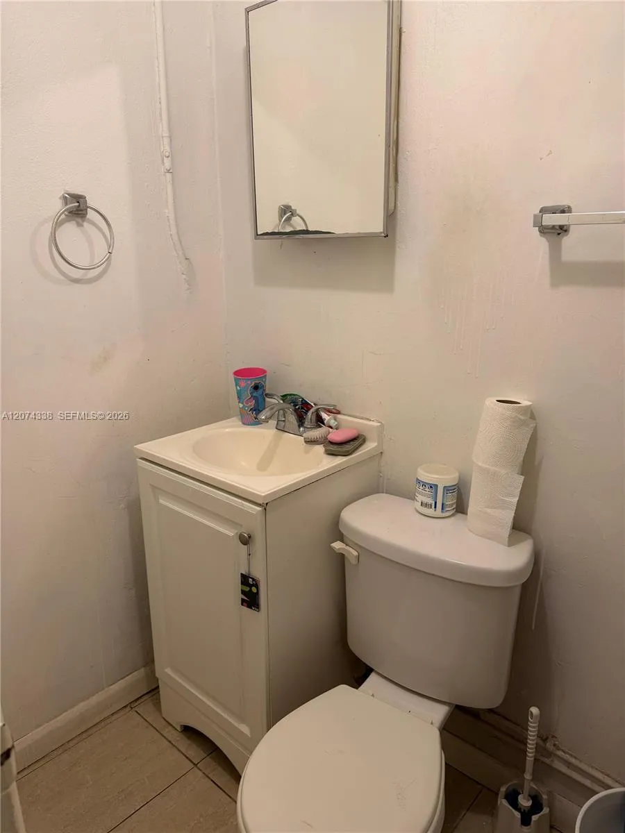 4100 SW 36th West Park, FL 33023