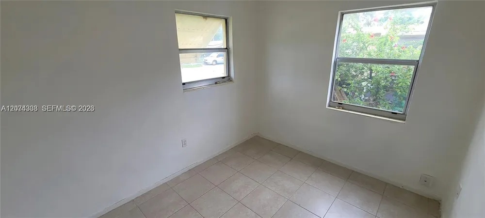 4100 SW 36th West Park, FL 33023