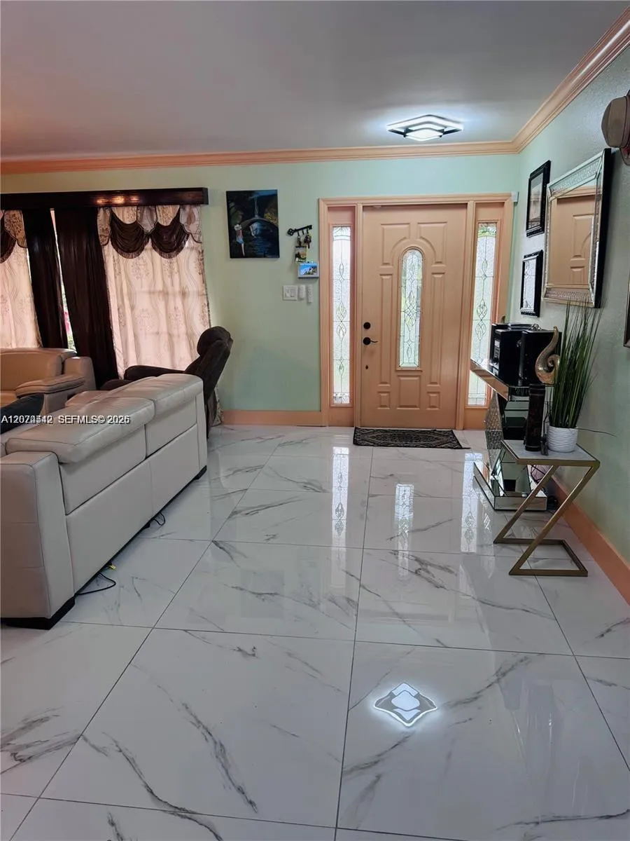 1230 NW 74th Ave #1230 Plantation, FL 33313