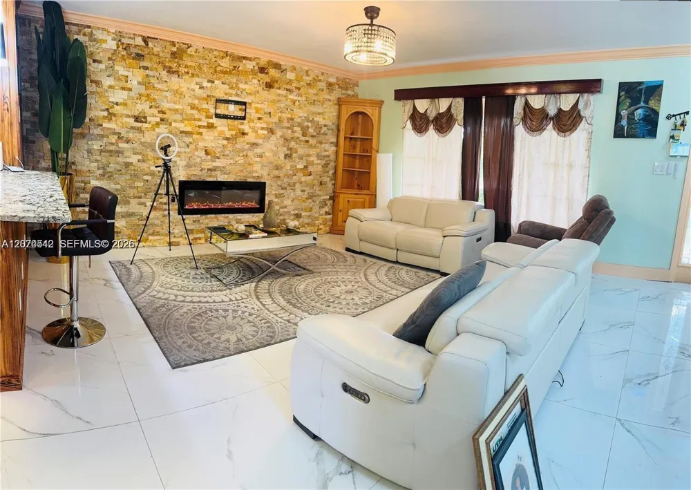 1230 NW 74th Ave #1230 Plantation, FL 33313