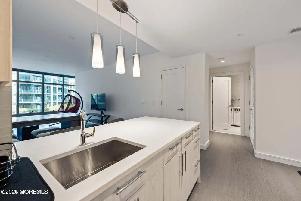 15 Morris Avenue #308 Long Branch, NJ 07740