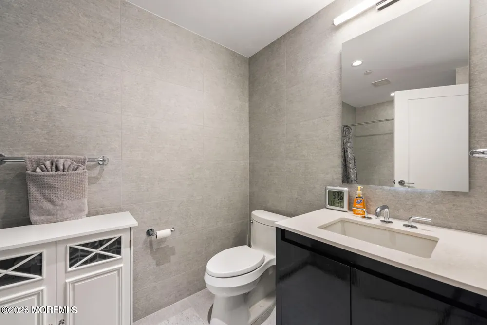 15 Morris Avenue #308 Long Branch, NJ 07740