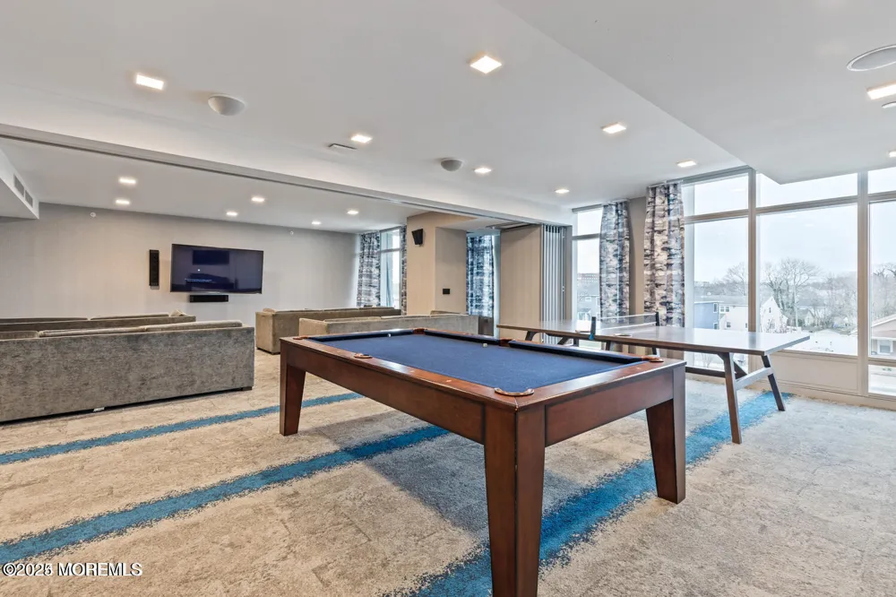 15 Morris Avenue #308 Long Branch, NJ 07740