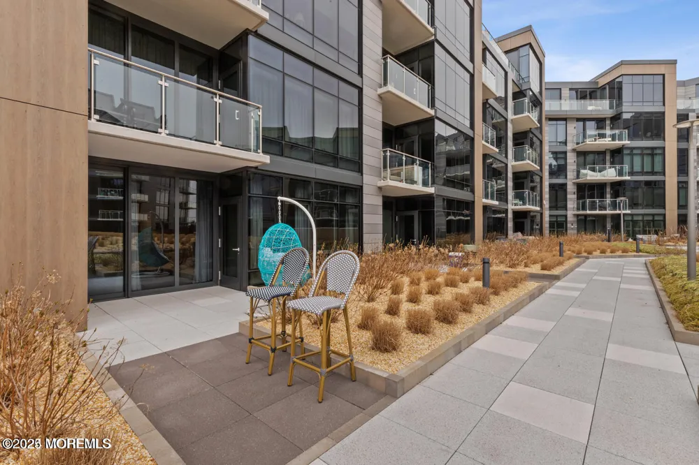 15 Morris Avenue #308 Long Branch, NJ 07740