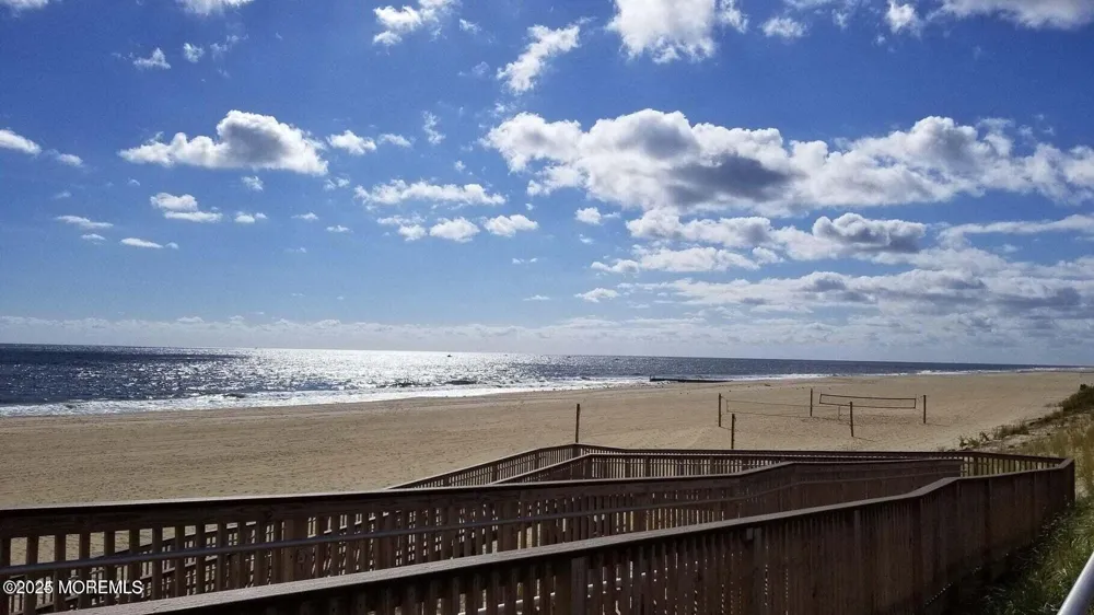 15 Morris Avenue #308 Long Branch, NJ 07740
