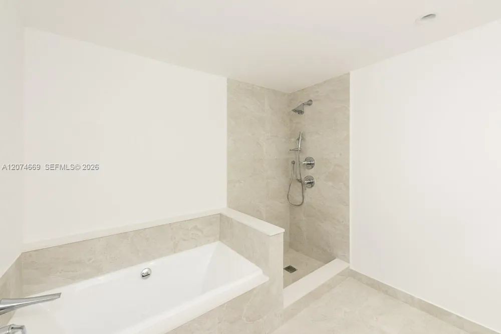 488 NE 18th St #1907 Miami, FL 33132