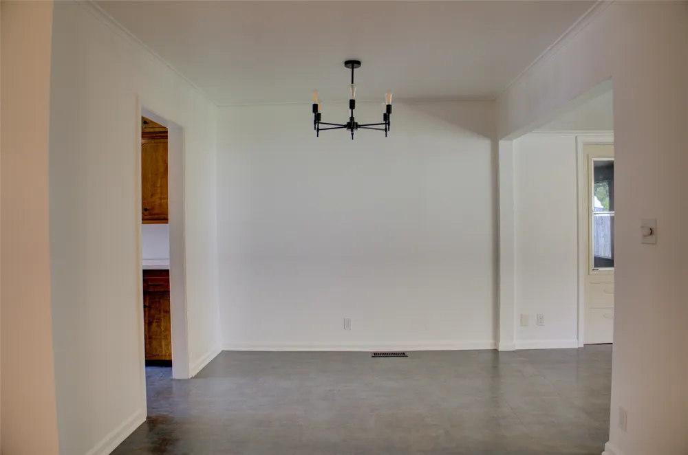 3915 E 34th Street Tulsa, OK 74135