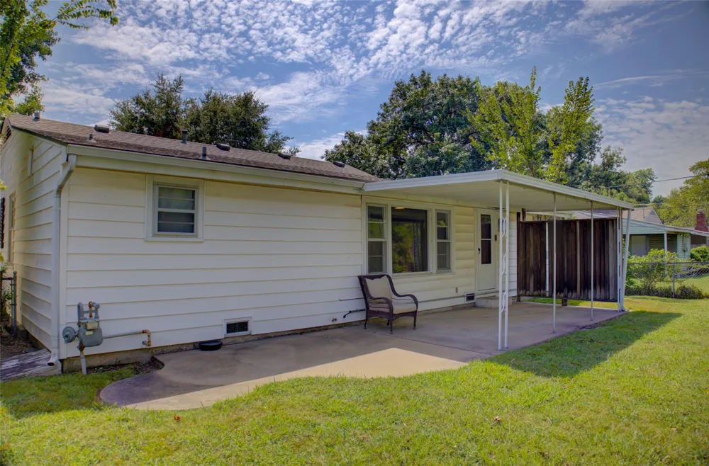 3915 E 34th Street Tulsa, OK 74135