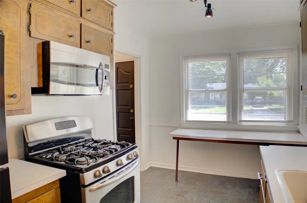 3915 E 34th Street Tulsa, OK 74135
