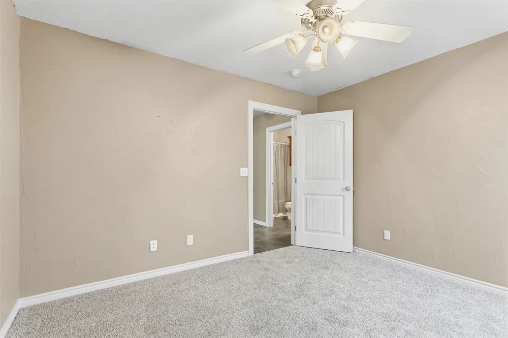 4702 Lake Shore Drive Ardmore, OK 73401