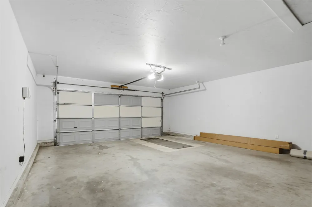 4702 Lake Shore Drive Ardmore, OK 73401